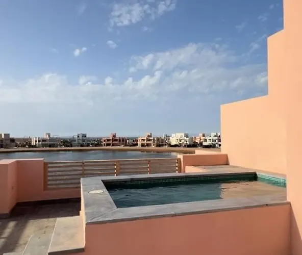 Ancient Hill 3br Roof & Private Plunge Pool